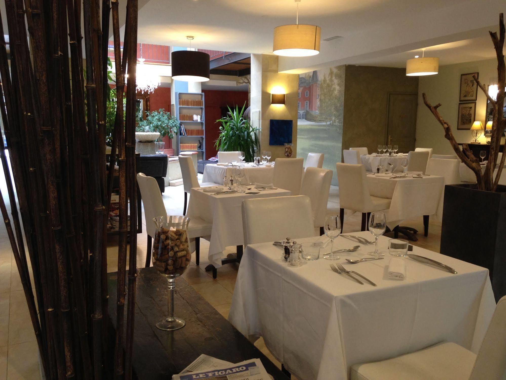 Le Pavillon Du Chateau, Hotel & Spa Revel  Εξωτερικό φωτογραφία
